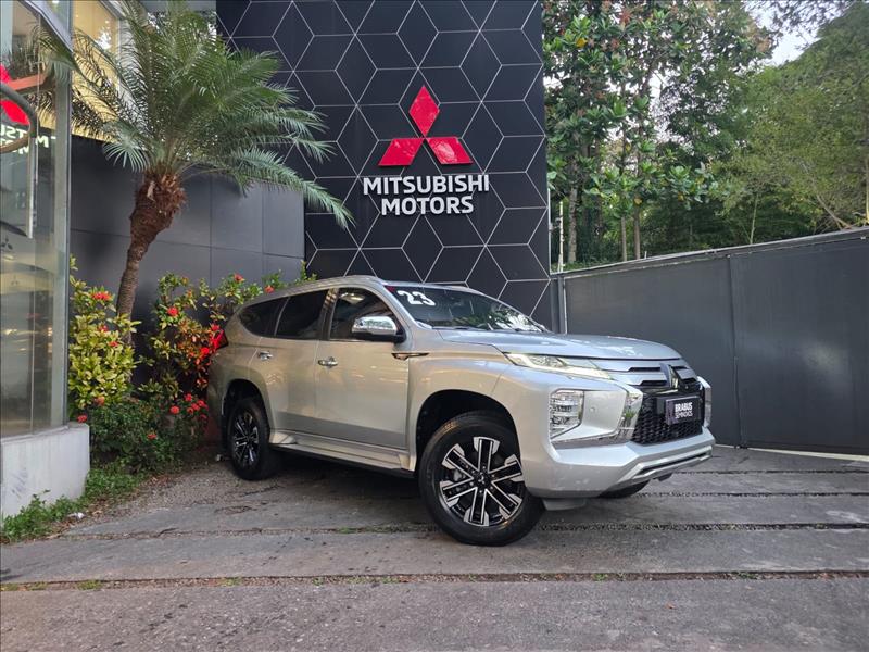 Mitsubishi-PAJERO SPORT-2.4 16V Mivec Turbo Hpe-s AWD