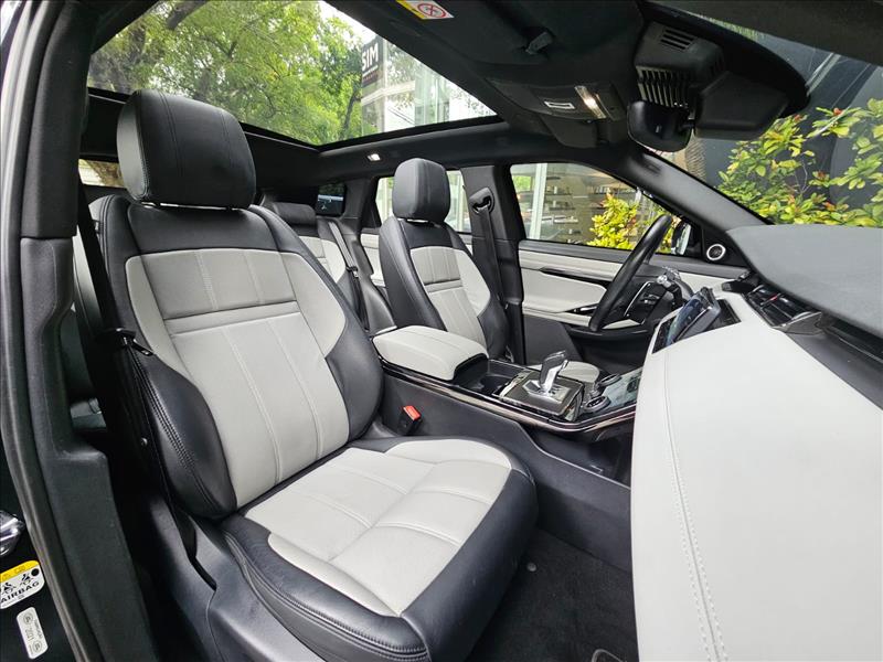 Land Rover-RANGE ROVER EVOQUE-2.0 P250 R-dynamic SE AWD