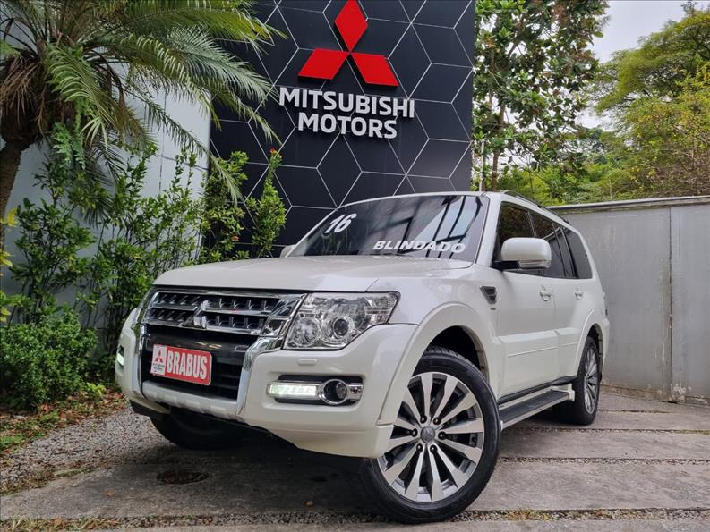 PAJERO FULL 3.8 HPE 4X4 V6 24V PAJERO FULL 3.8 HPE 4X4 V6 24V