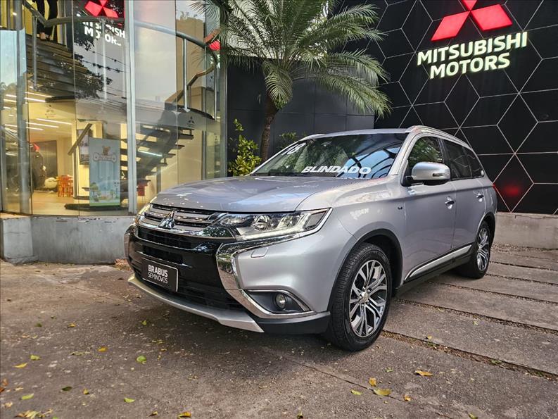 3.0 GT 4X4 V6 24V