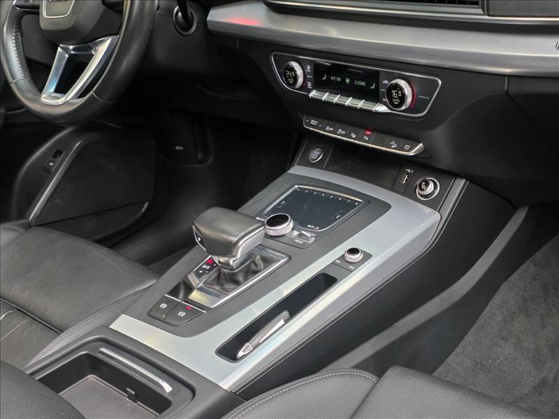 Audi-Q5-2.0 TFSI Black S Tronic