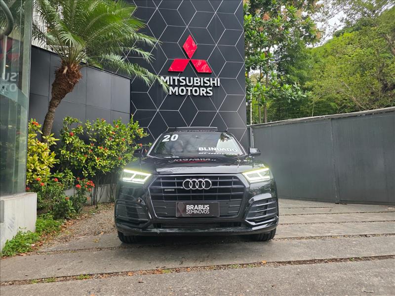 Audi-Q5-2.0 TFSI Black S Tronic