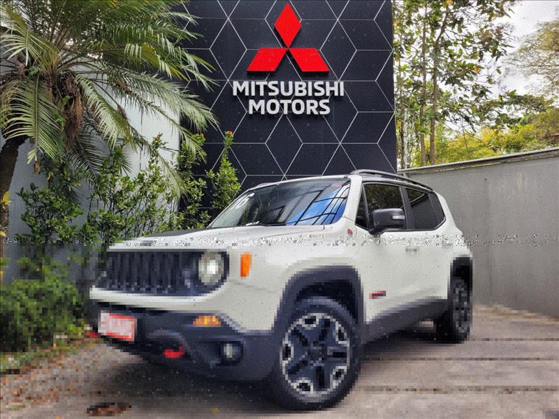 RENEGADE 2.0 16V Turbo Trailhawk 4X4 RENEGADE 2.0 16V Turbo Trailhawk 4X4