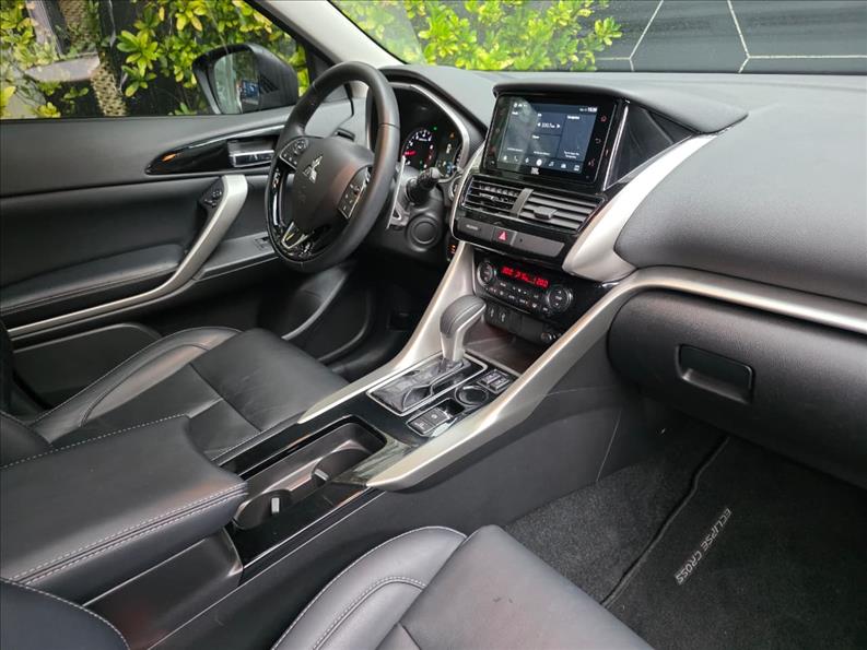 Mitsubishi-ECLIPSE CROSS-1.5 Mivec Turbo Hpe-s