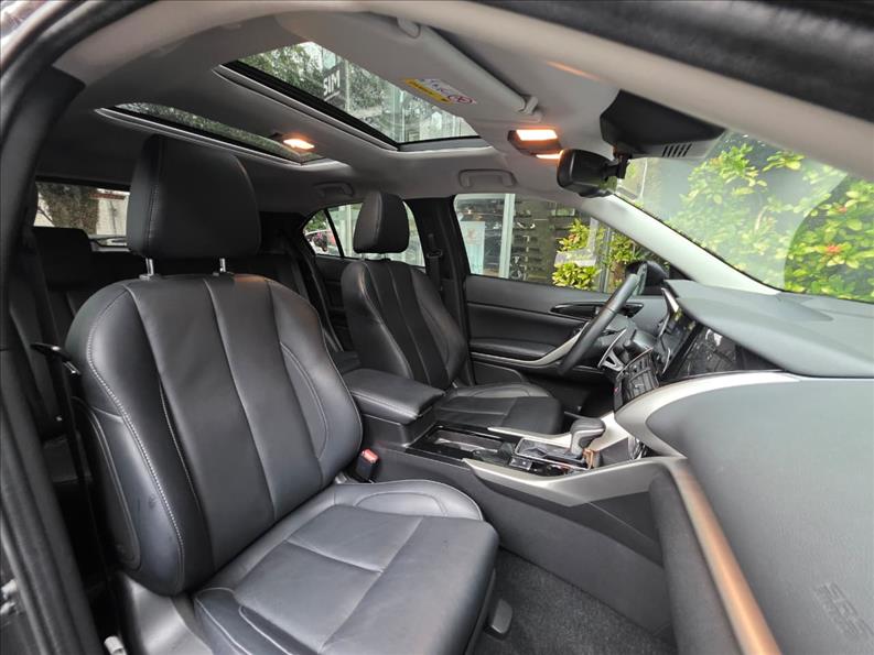 Mitsubishi-ECLIPSE CROSS-1.5 Mivec Turbo Hpe-s