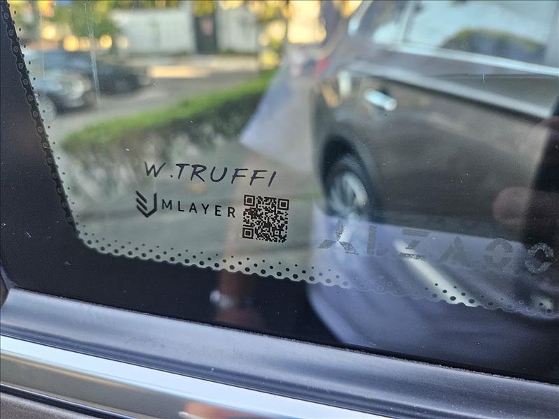 Mitsubishi-OUTLANDER-3.0 Mivec V6 Hpe-s AWD