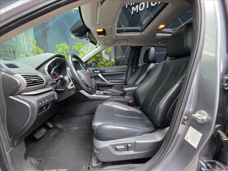 Mitsubishi-ECLIPSE CROSS-1.5 Mivec Turbo Hpe-s Outdoor S-awc