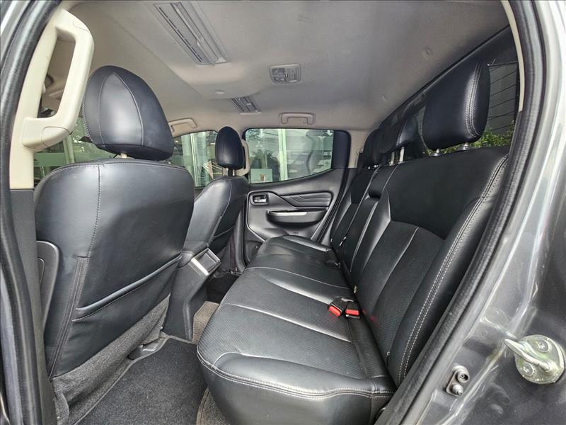 Mitsubishi-L200 TRITON-2.4 16V Turbo Sport HPE CD 4X4