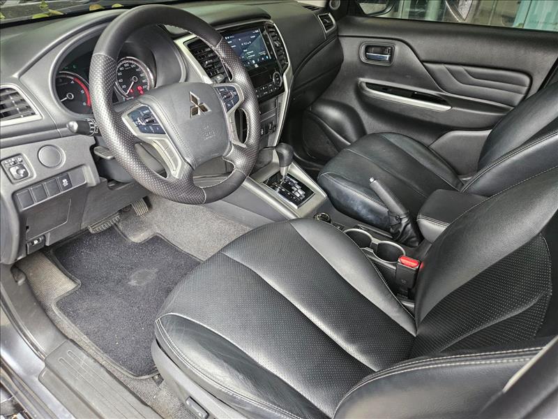 Mitsubishi-L200 TRITON-2.4 16V Turbo Sport HPE CD 4X4