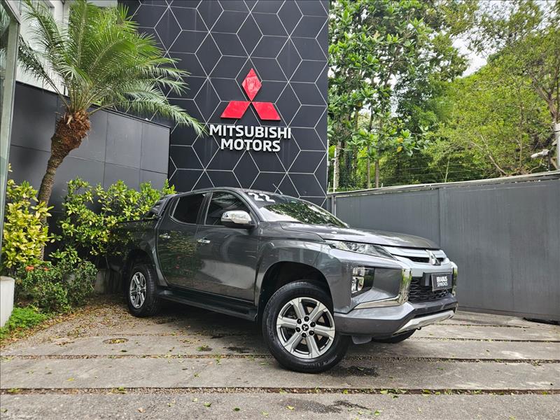 Mitsubishi-L200 TRITON-2.4 16V Turbo Sport HPE CD 4X4