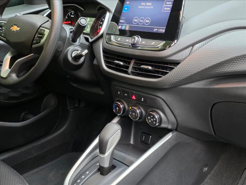 GM - Chevrolet-ONIX-1.0 Turbo Plus LT