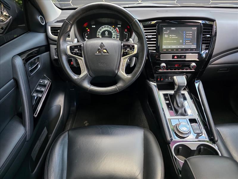 Mitsubishi-PAJERO SPORT-2.4 16V Mivec Turbo Legend AWD