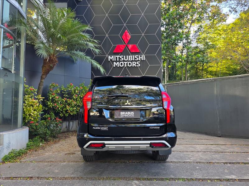 Mitsubishi-PAJERO SPORT-2.4 16V Mivec Turbo Legend AWD