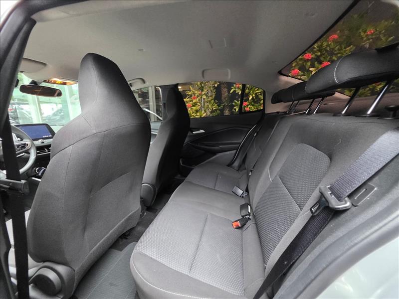 GM - Chevrolet-ONIX-1.0 Plus LT