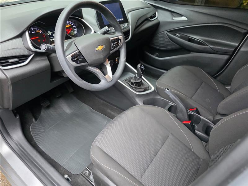 GM - Chevrolet-ONIX-1.0 Plus LT