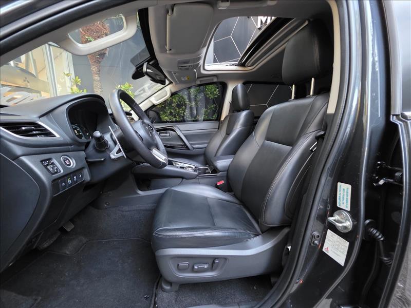 Mitsubishi-PAJERO SPORT-2.4 16V Mivec Turbo Legend AWD