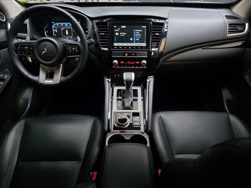 Mitsubishi-PAJERO SPORT-2.4 16V Mivec Turbo Legend AWD