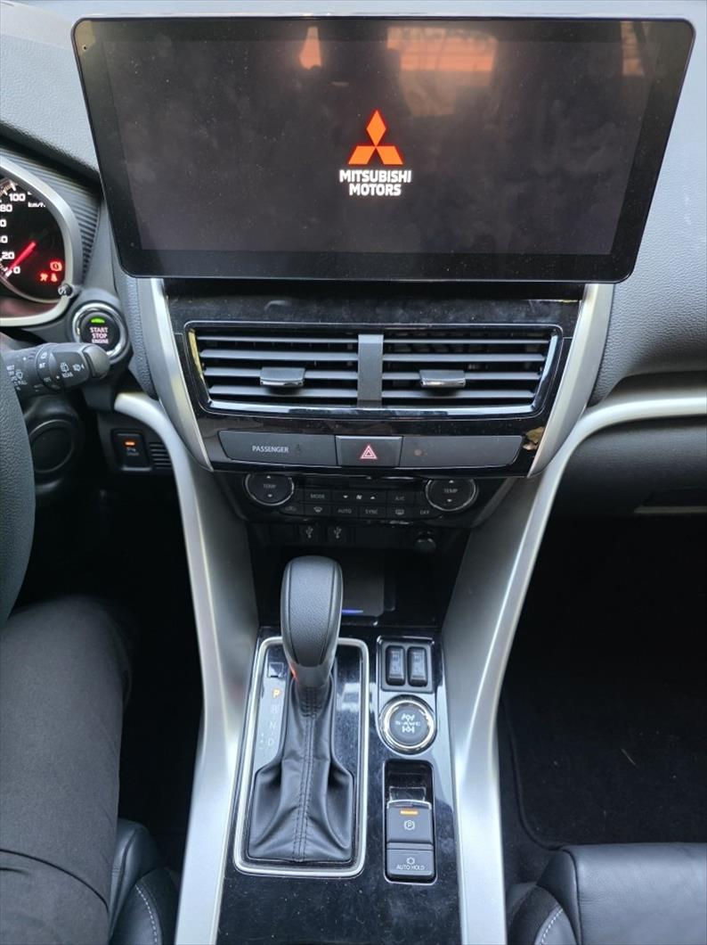 Mitsubishi-ECLIPSE CROSS-1.5 Mivec Turbo Hpe-s S-awc