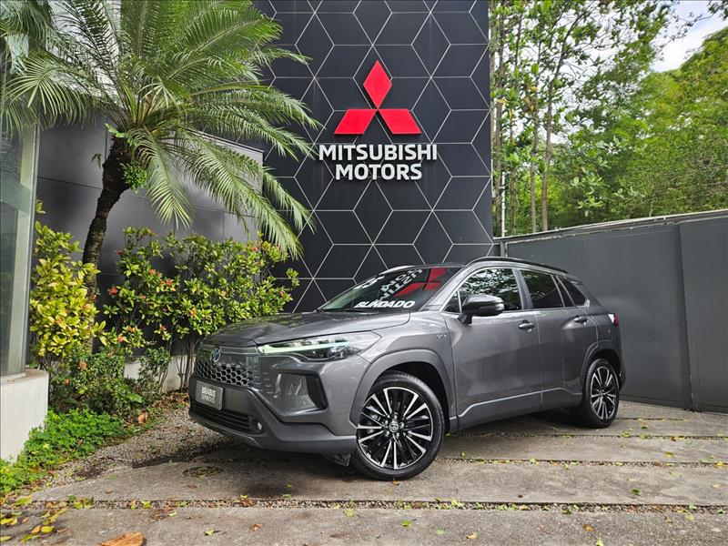 1.8 VVT-I Hybrid XRX