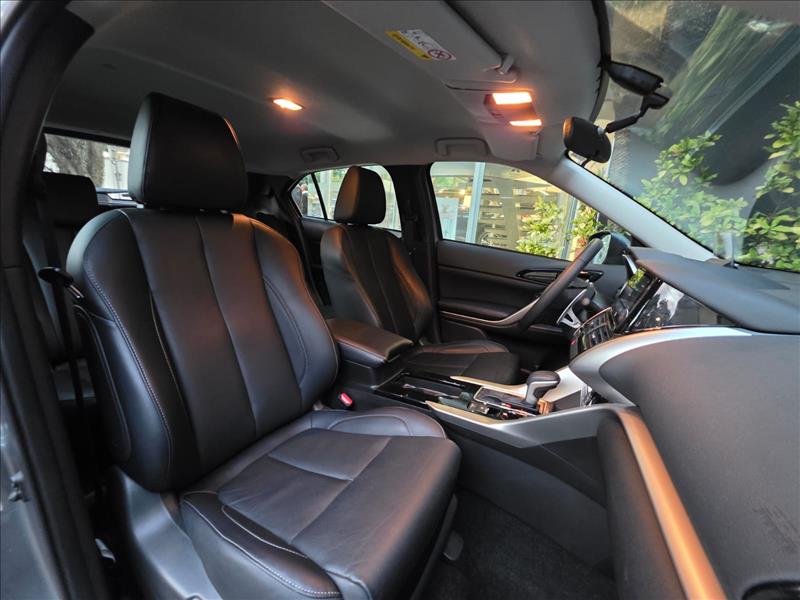 Mitsubishi-ECLIPSE CROSS-1.5 Mivec Turbo HPE