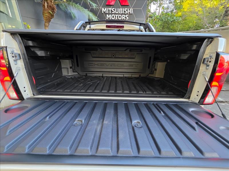 GM - Chevrolet-S10-2.8 16V Turbo 100 Anos CD 4X4