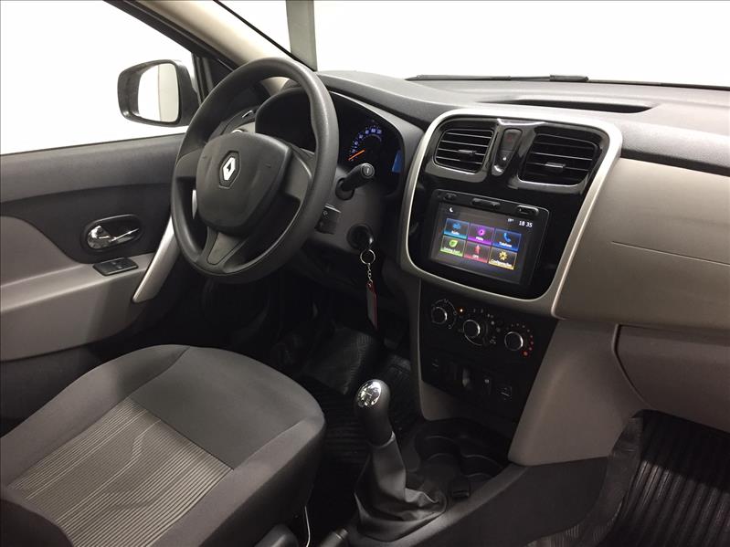RENAULT LOGAN 1.6 16V SCE Expression Avantage