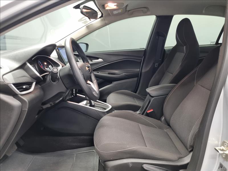 GM - Chevrolet-ONIX-1.0 Turbo Plus LT