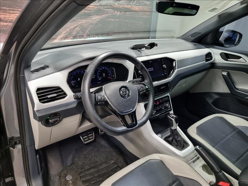 VW - Volkswagen-T-CROSS-1.4 250 TSI Highline