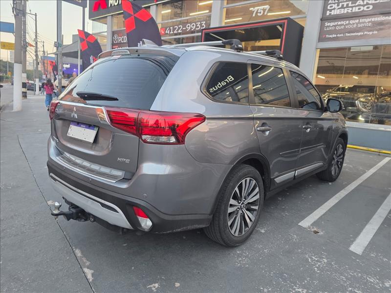 Mitsubishi-OUTLANDER-2.0 Mivec HPE
