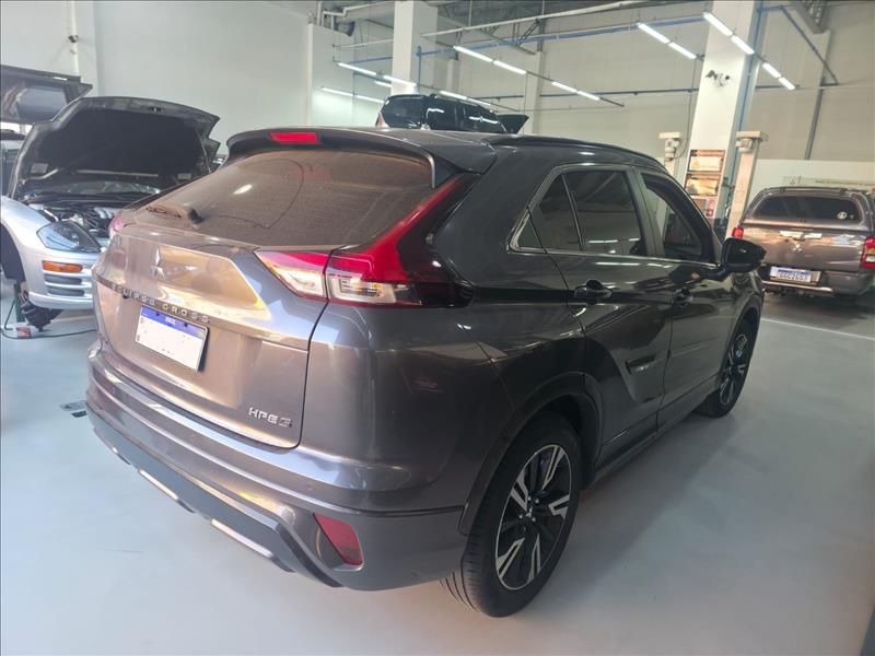 Mitsubishi-ECLIPSE CROSS-1.5 Mivec Turbo Hpe-s