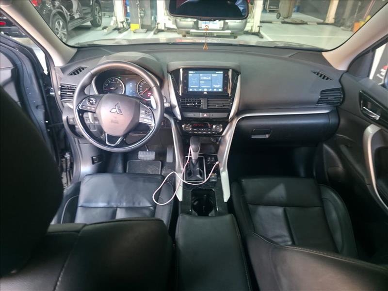 Mitsubishi-ECLIPSE CROSS-1.5 Mivec Turbo Hpe-s