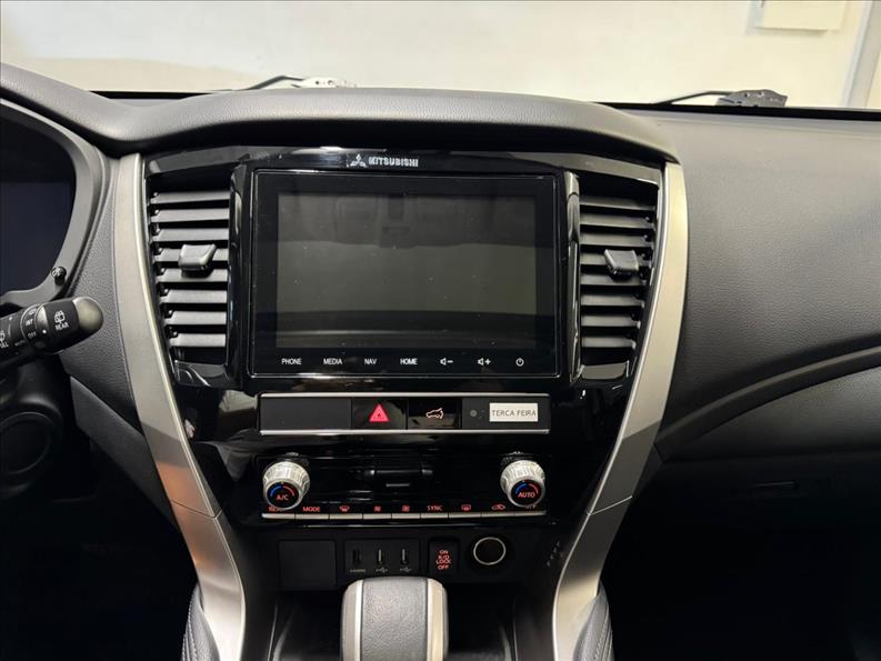 Mitsubishi-PAJERO SPORT-2.4 16V Mivec Turbo Hpe-s AWD