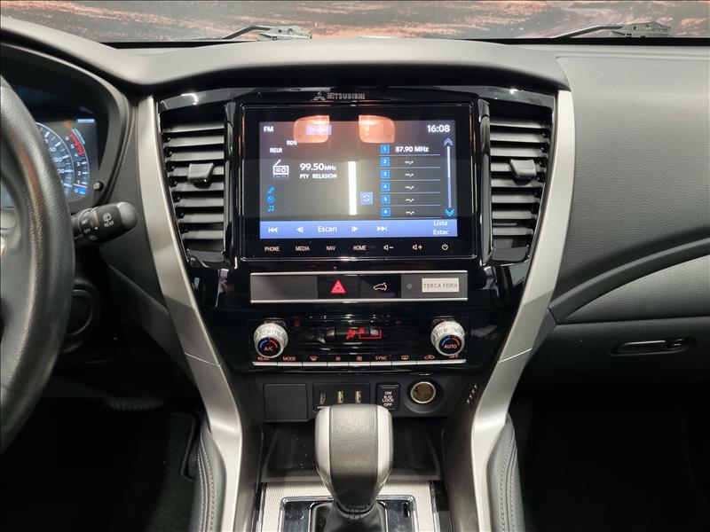 Mitsubishi-PAJERO SPORT-2.4 16V Mivec Turbo Hpe-s AWD