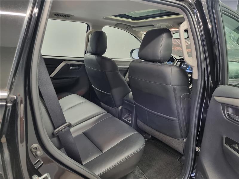 Mitsubishi-PAJERO SPORT-2.4 16V Mivec Turbo Hpe-s AWD