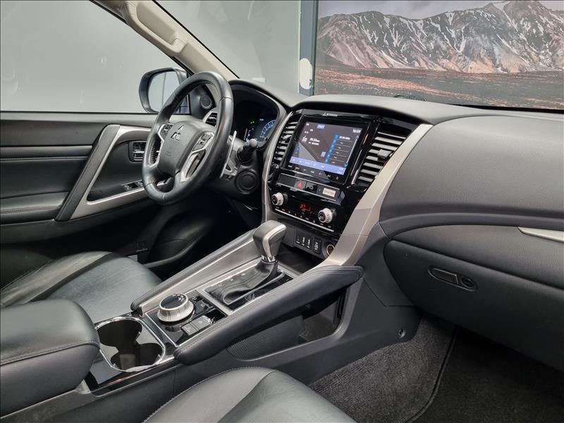 Mitsubishi-PAJERO SPORT-2.4 16V Mivec Turbo Hpe-s AWD