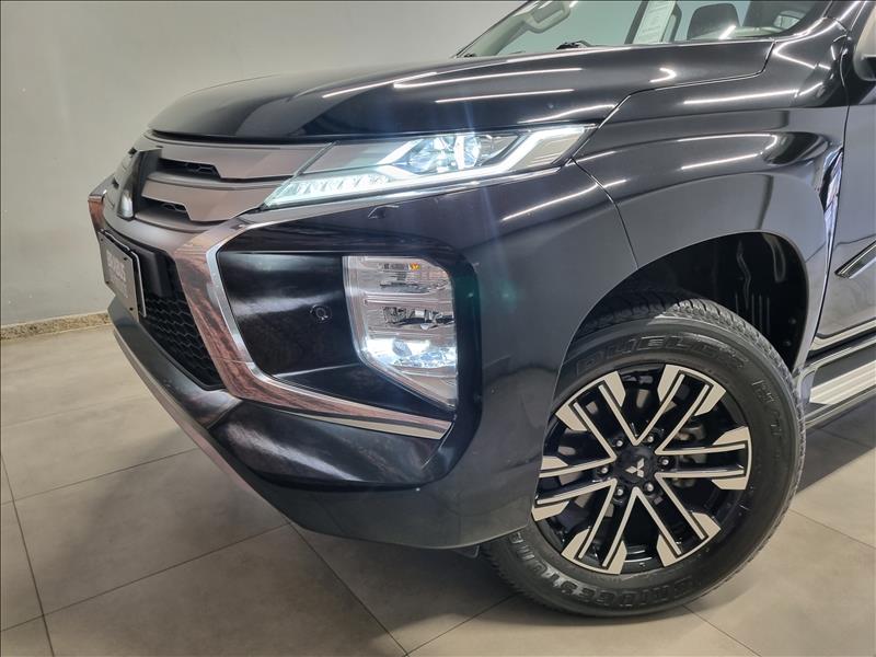 Mitsubishi-PAJERO SPORT-2.4 16V Mivec Turbo Hpe-s AWD