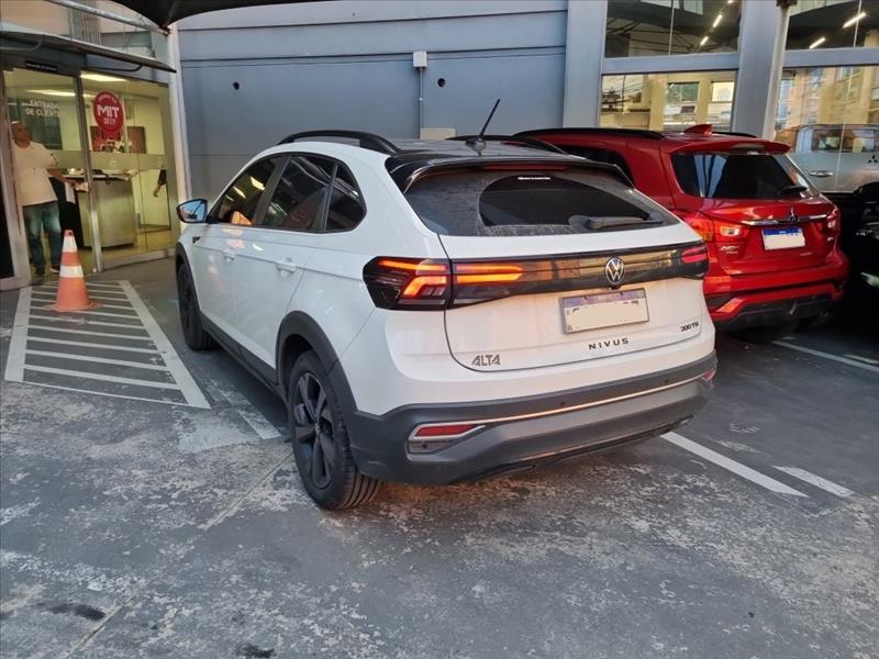 VW - Volkswagen-NIVUS-1.0 200 TSI Highline