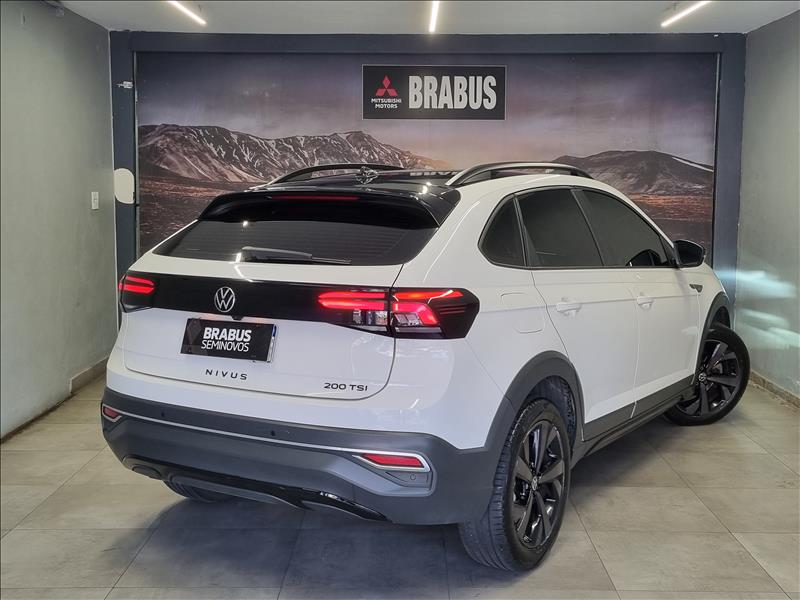 Volkswagen-NIVUS-1.0 200 TSI Highline