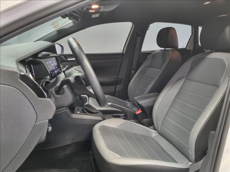 Volkswagen-NIVUS-1.0 200 TSI Highline