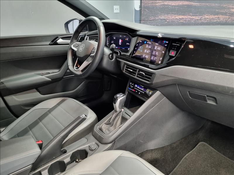Volkswagen-NIVUS-1.0 200 TSI Highline