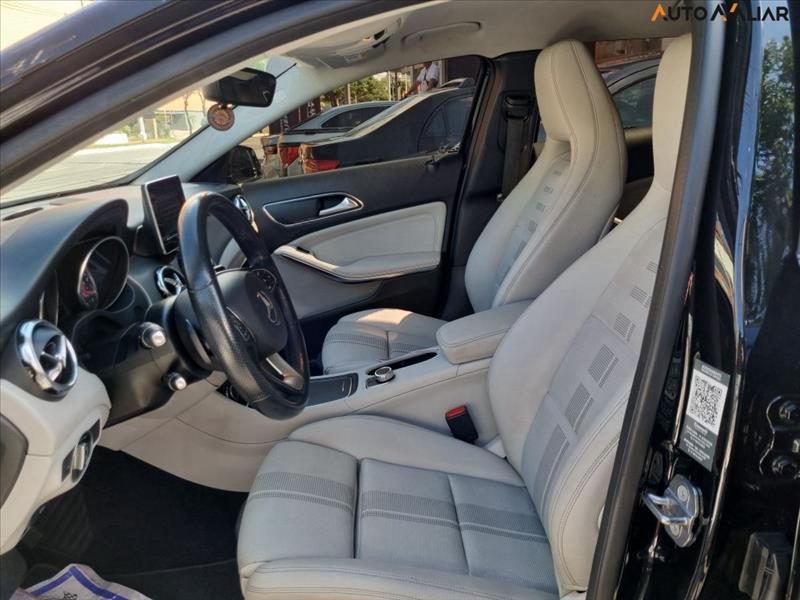Mercedes-Benz-GLA 200-1.6 CGI Advance 7g-dct
