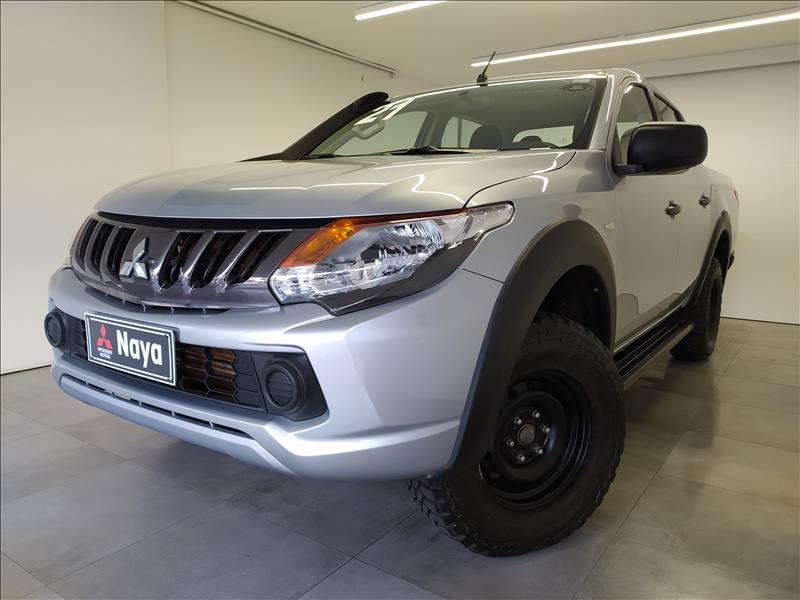 L200 TRITON 2.4 16V Turbo Outdoor GLS CD 4X4