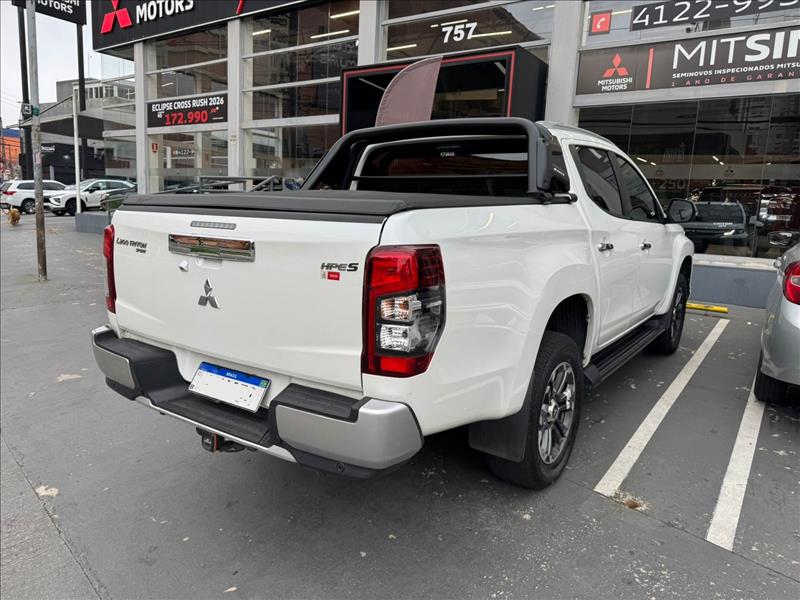 Mitsubishi-L200 TRITON-2.4 16V Turbo Sport Hpe-s CD 4X4