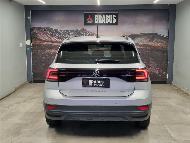 VW - Volkswagen-T-CROSS-1.0 200 TSI