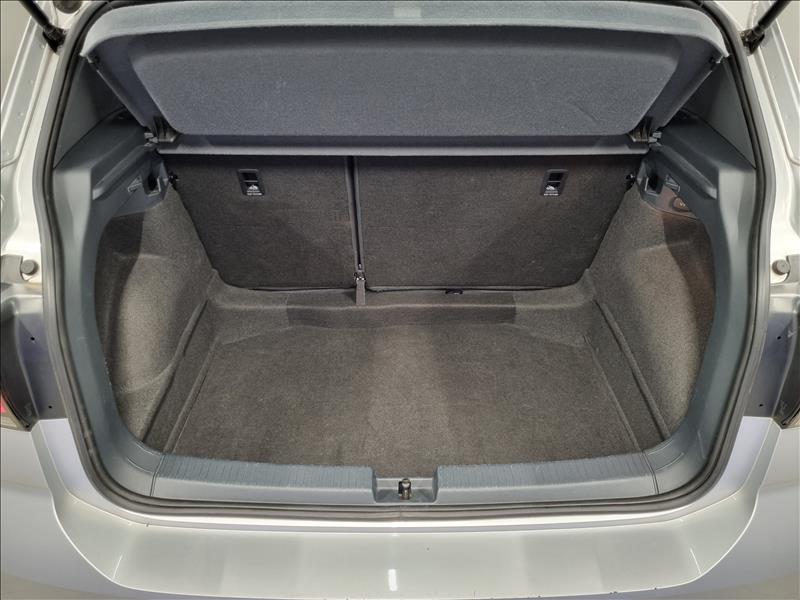 VW - Volkswagen-T-CROSS-1.0 200 TSI