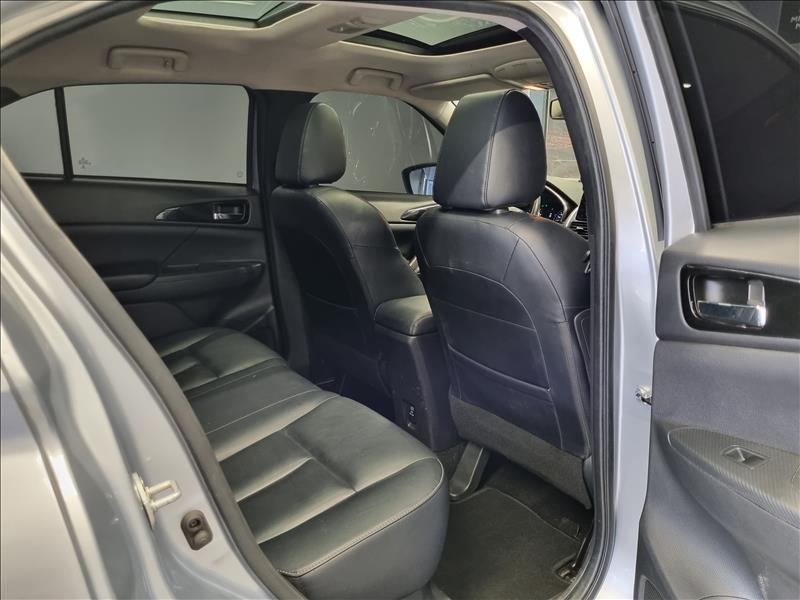 Mitsubishi-ECLIPSE CROSS-1.5 Mivec Turbo Hpe-s