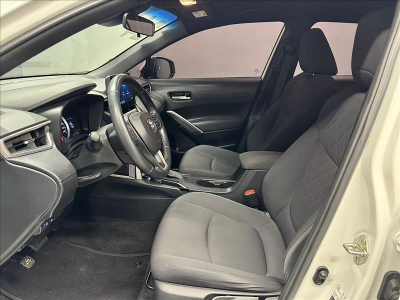 Toyota-COROLLA CROSS-2.0 Vvt-ie XR