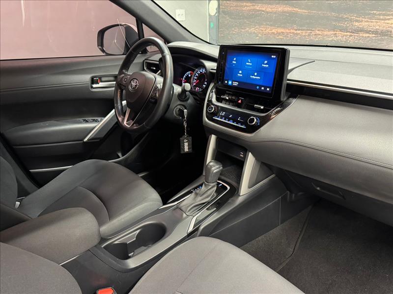 Toyota-COROLLA CROSS-2.0 Vvt-ie XR