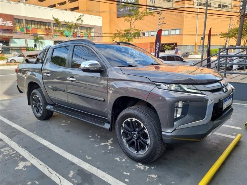 Mitsubishi-L200 TRITON-2.4 16V Turbo Sport HPE CD 4X4
