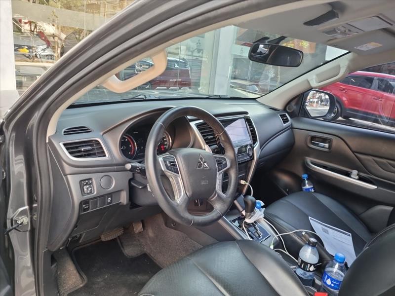 Mitsubishi-L200 TRITON-2.4 16V Turbo Sport HPE CD 4X4